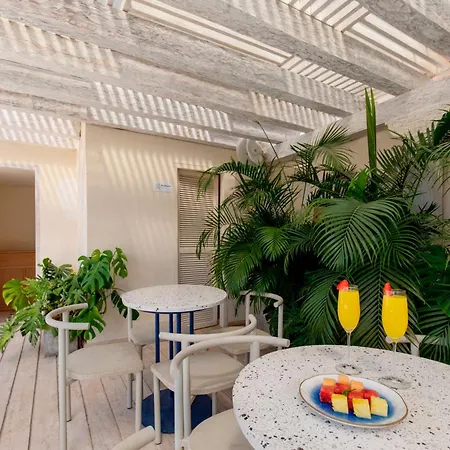 B Haus Boutique Hotel
