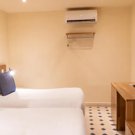 B Haus Boutique Hotel 4*